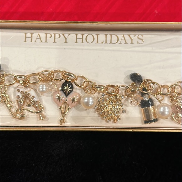 Brand new Happy holidays new year bracelets - Picture 3 of 4